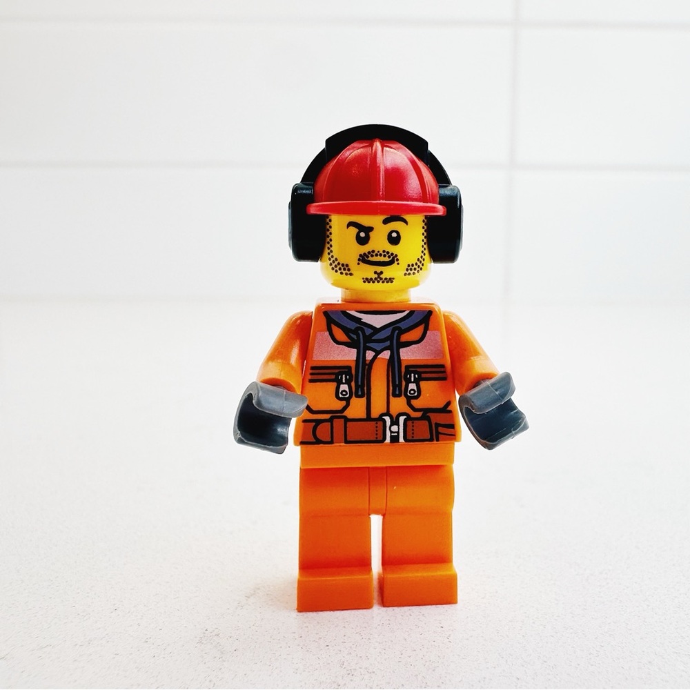 LEGO - Minifig - City - Construction Worker - Male, Orange Safety Jacket
